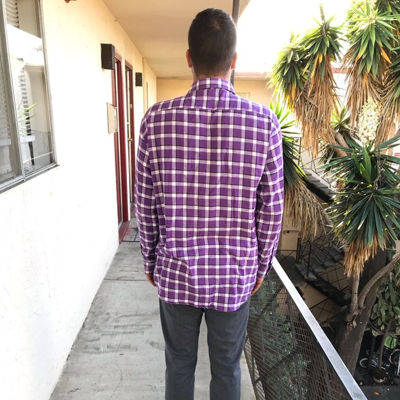 Casual button down shirt in great condition - Picture 8 of 8